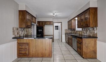 3108 N Glade Ave, Bethany, OK 73008