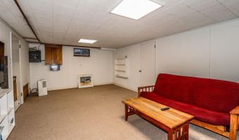 82 Kempson Pl, Metuchen, NJ 08840