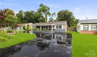 2206 N Fernwood Dr, Savannah, GA 31404