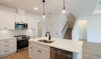 193 Meredith Dr, Bainbridge, GA 39819