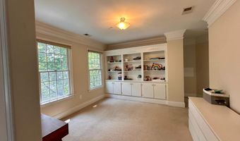 6204 MELVERN Dr, Bethesda, MD 20817