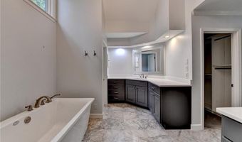 5970 Rachel Rdg, Peachtree Corners, GA 30092