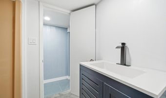 4 Rainbow Trl, Alloway, NJ 07422