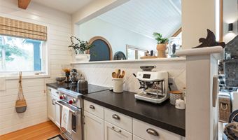 14833 Sunburst Dr, Bigfork, MT 59911