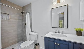 641 Maple Oak Cir 101, Altamonte Springs, FL 32701