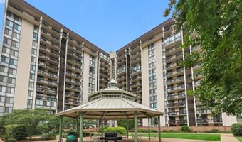 5300 HOLMES Pkwy 914, Alexandria, VA 22304