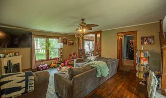 221 N Hall, Algona, IA 50511