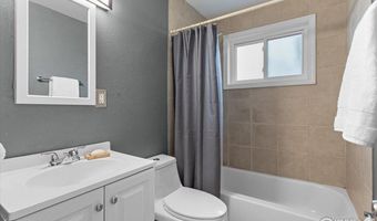 690 W 1st Ave, Broomfield, CO 80020