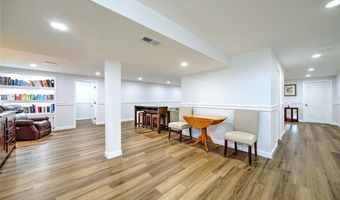 9 Cassidy Trl, Coventry, RI 02816