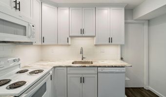 109 Schooner Ave, Barnegat, NJ 08005