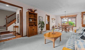 2521 E INGLEWOOD Pl, Appleton, WI 54915