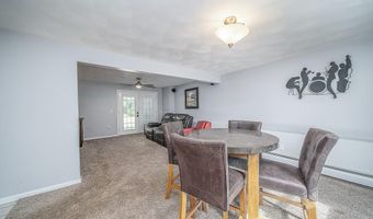 17 Wood Cove Dr, Coventry, RI 02816