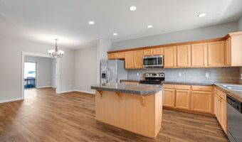 19565 HUMMINGBIRD Loop, Oregon City, OR 97045
