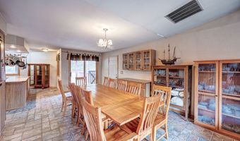 30049 Sunnyside Ct, Arkansas City, KS 67005
