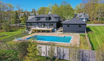 16 Cottage St, Belfast, ME 04915