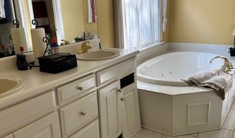5607 Old Dawson Rd, Albany, GA 31721