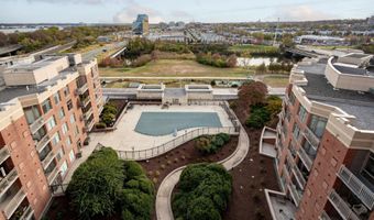 3650 S GLEBE Rd 450, Arlington, VA 22202