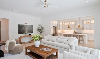 61 Tuscarora Ave, Beaufort, SC 29907
