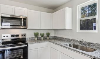 183 Kinsale Dr, Macon, GA 31216