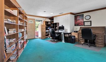 19955 Chickasaw Rd, Apple Valley, CA 92307