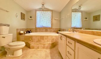 248 Ball Park Rd, Alford, FL 32420