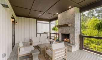 494 E Ridge Rd, Cashiers, NC 28717