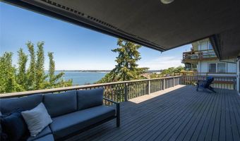 224 Forest Ln, Bellingham, WA 98225