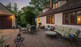 808 4th St SW, Austin, MN 55912