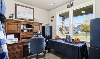 204 S Lawson St, Airway Heights, WA 99001