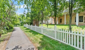 43878 CAMELLIA St, Ashburn, VA 20147