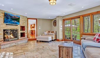 36 Whiting Farm Rd, Branford, CT 06405