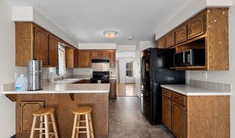 1424 W WEILAND Ln, Appleton, WI 54914