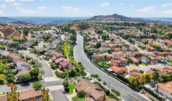 6701 E Leafwood Dr, Anaheim, CA 92807