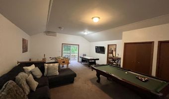158 Kiowa Ln, Albrightsville, PA 18210