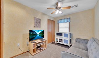 721 Cable Ave, Beachwood, NJ 08722