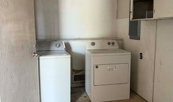 813 W 12th St, Alma, GA 31510