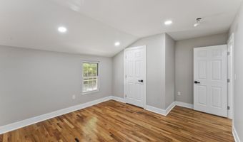 28 Walnut Hill Rd, Bethel, CT 06801