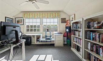 5920 Colodny Dr, Agoura Hills, CA 91301