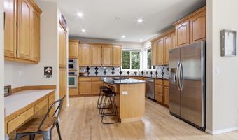 16431 SW TIMBERLAND Dr, Beaverton, OR 97007
