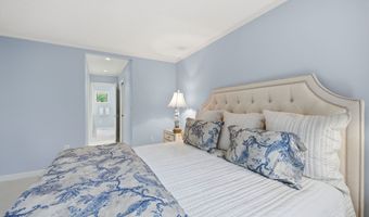 4 Biltmore Park 4, Bloomfield, CT 06002