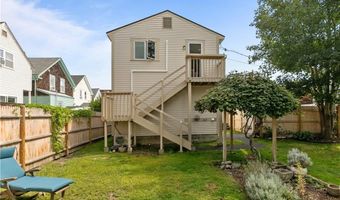 36 CONNECTION St, Newport, RI 02840