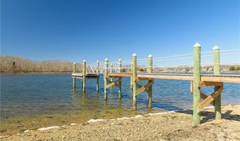 101 Kenyon Farm Rd, Narragansett, RI 02882