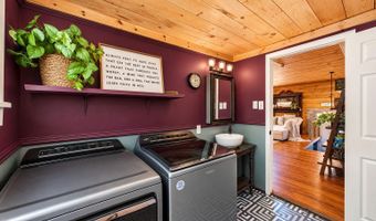 104 Ridge Ave, Appalachia, VA 24216