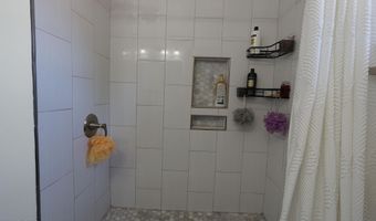 9327 Stanwin Ave, Arleta, CA 91331