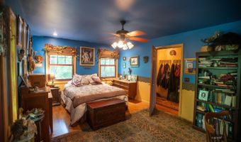 1379 Sandusky Rd, Albany, OH 45710