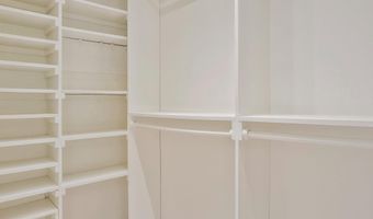 2505 ARLINGTON Blvd 102, Arlington, VA 22201