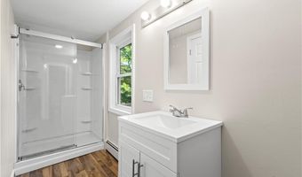 280 Long St, Warwick, RI 02886