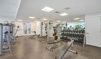 20281 E Country Club Dr 615, Aventura, FL 33180