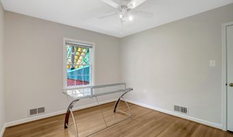 7107 COVENTRY Rd, Alexandria, VA 22306