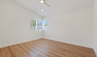 251 Royal Glen Dr, Fallbrook, CA 92028